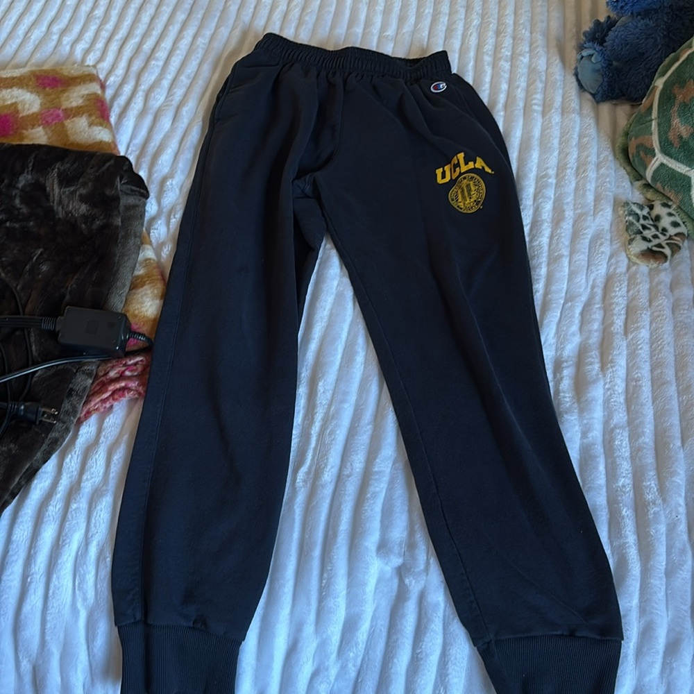UCLA Navy Blue Cuffed Sweatpants - Size Large